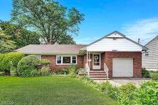 34 Carline Dr, Clifton, NJ 07013