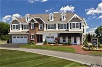 3 Andriana Ln, Albany, NY 12204