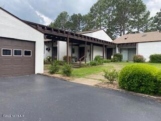 22 Martin Dr Unit 6b, Whispering Pines, NC 28327