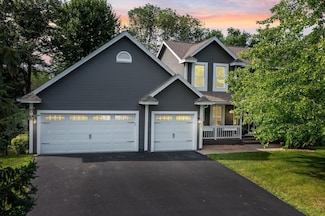 15750 Island View Rd NW, Prior Lake, MN 55372