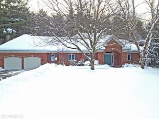 7800 Sandy Hollow Dr SE, Alto, MI 49302