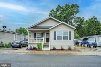 14511 Lake Central Dr, Chantilly, VA 20151