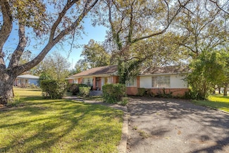 703 E Morgan, Meridian, TX 76665