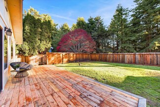 1890 Ridgewood Dr, Eureka, CA 95503