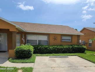 247 College Park Dr, Daytona Beach, FL 32114