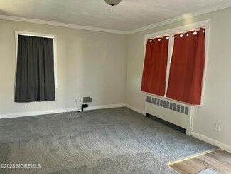 157 Kettle Creek Rd, Toms River, NJ 08753
