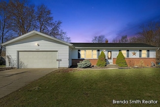 7055 23rd Ave, Jenison, MI 49428
