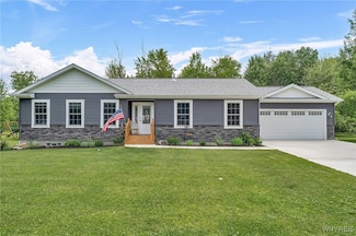 14 Rosalind Dr, Angola, NY 14006