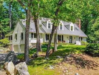 12 Hemlock Hill Rd, Amherst, NH 03031