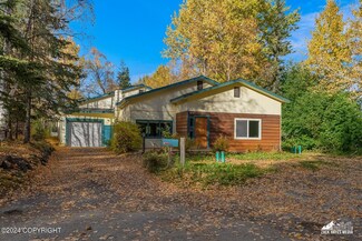 11200 Lillian Ln, Anchorage, AK 99515