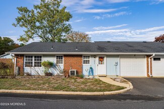 1062B Fife Ct Unit 1002, Lakewood, NJ 08701
