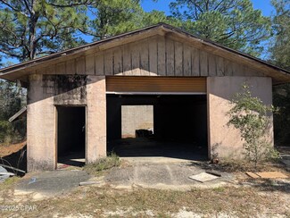 510 Spikes Rd, Southport, FL 32409