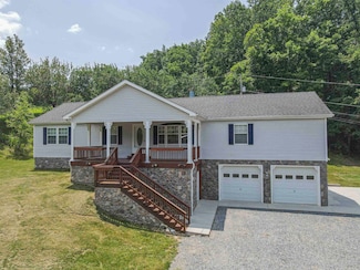 3001 Fleets Way, Blacksburg, VA 24060