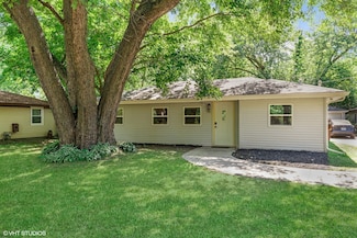 1812 Roberts St, Wilmington, IL 60481