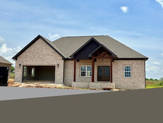 261 Hummingbird Way, Killen, AL 35645