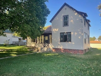 623 E Chestnut, Hubbard, IA 50122