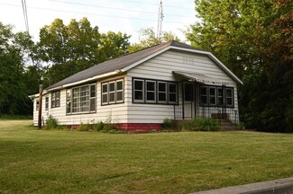 8293 E Tulip Ln, New Carlisle, IN 46552