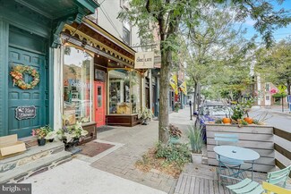 39 N Union St, Lambertville, NJ 08530