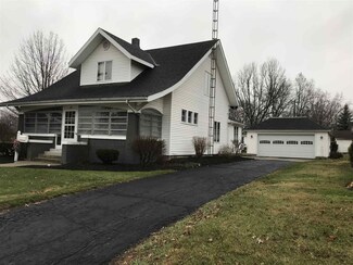 156 Dearborn St, Berne, IN 46711