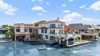 108 Wennmohs Place, Horseshoe Bay, TX 78657