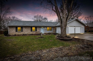 4227 Darr Dr, Oxford, OH 45056