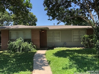 639 Karen Ln, San Antonio, TX 78218