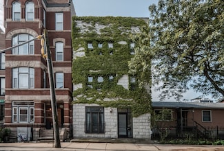 1349 W Huron St Unit 1, Chicago, IL 60642