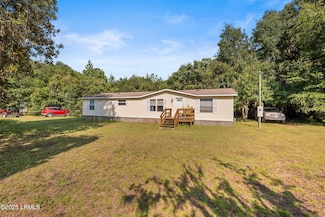 293 Tom Fripp Rd, Saint Helena Island, SC 29920