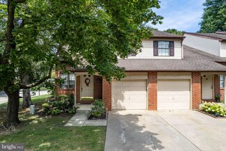 13 Greensward Ln, Cherry Hill, NJ 08002