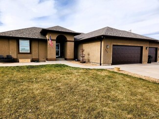 553 N Chaparral Dr, Pueblo, CO 81007