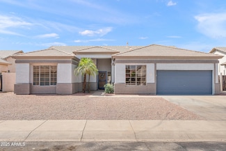 81 E Smoke Tree Rd, Gilbert, AZ 85296