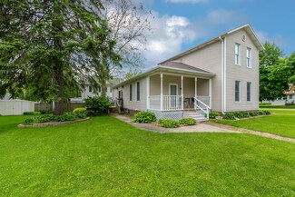 419 Oak St, Wilton, IA 52778