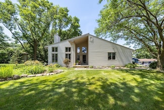 500 Fairway Ct N, Stewartville, MN 55976