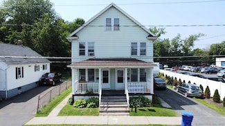 8 Park Ave, Enfield, CT 06082