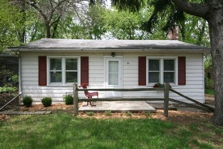 36 Deerpath Rd, Deer Park, IL 60010
