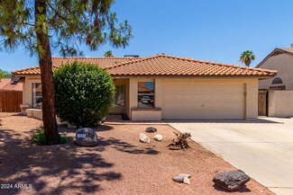 7601 W Dreyfus Dr, Peoria, AZ 85381