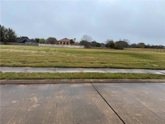 6421 Windy Oaks, Alexandria, LA 71301