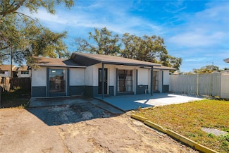 9102 Post Oak Ct, Tampa, FL 33615