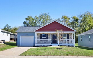 55 David St, Delaware, OH 43015