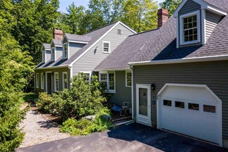 6 York Dr, Durham, NH 03824