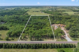 10103 W 191st St, Bucyrus, KS 66013