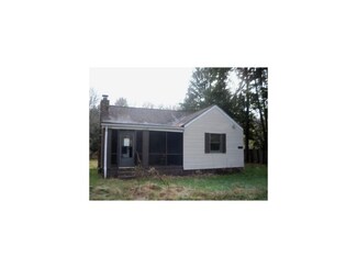 132 Snowman Ln, Rector, PA 15677