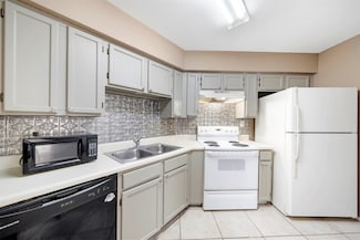 10630 Westbrae Pkwy Unit 606, Houston, TX 77031