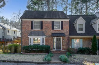 2231 Montreat Dr, Vestavia, AL 35216