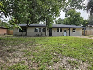 3435 Kenwood Dr, Beaumont, TX 77706