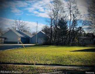 0000 Avon St, Hartland, MI 48353