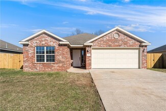 1203 N 30th St, Rogers, AR 72756