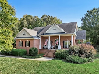 9435 Grande Dr, Winston, GA 30187