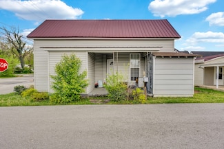 16 Marchbanks St, Sparta, TN 38583
