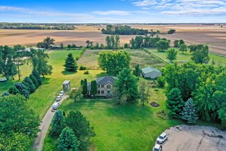 46W315 Middleton Rd, Hampshire, IL 60140